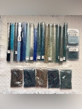 Seed Beads size 8 Blue and Green